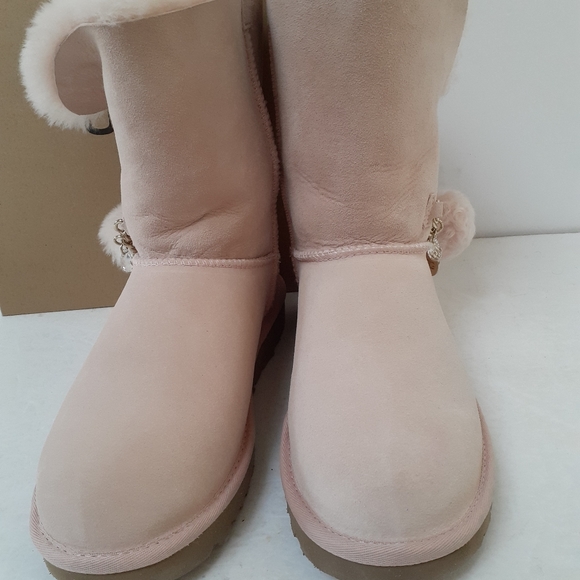 Ugg Classic Short Charm Boots 